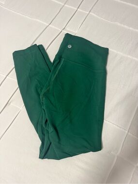 lululemon Dark Green High-Rise Wunder Train Leggings Size 6, 25inch in-seam